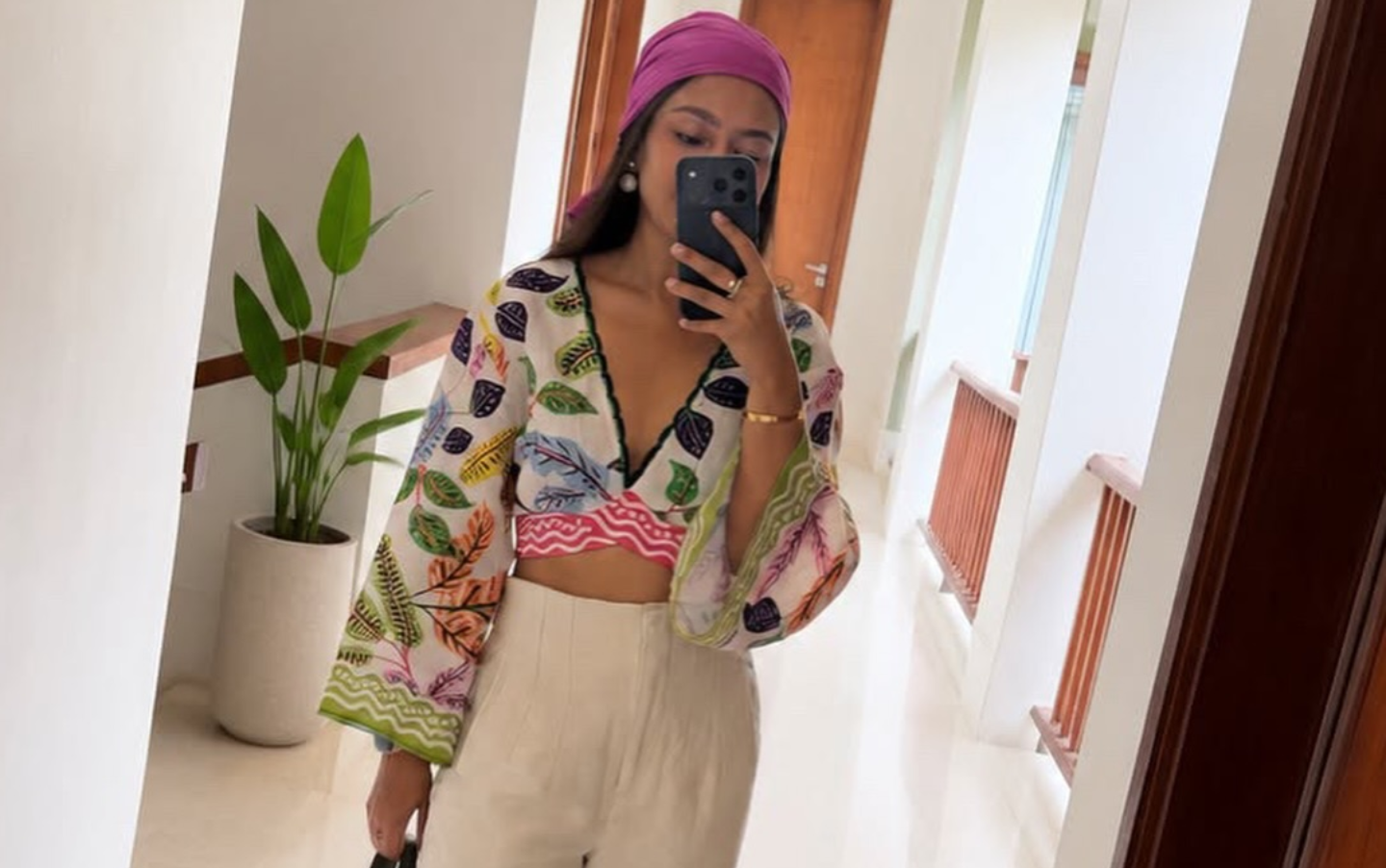 Top Brands for Tropical Holiday Outfits: Why NOIB Is Your Go-To Choice