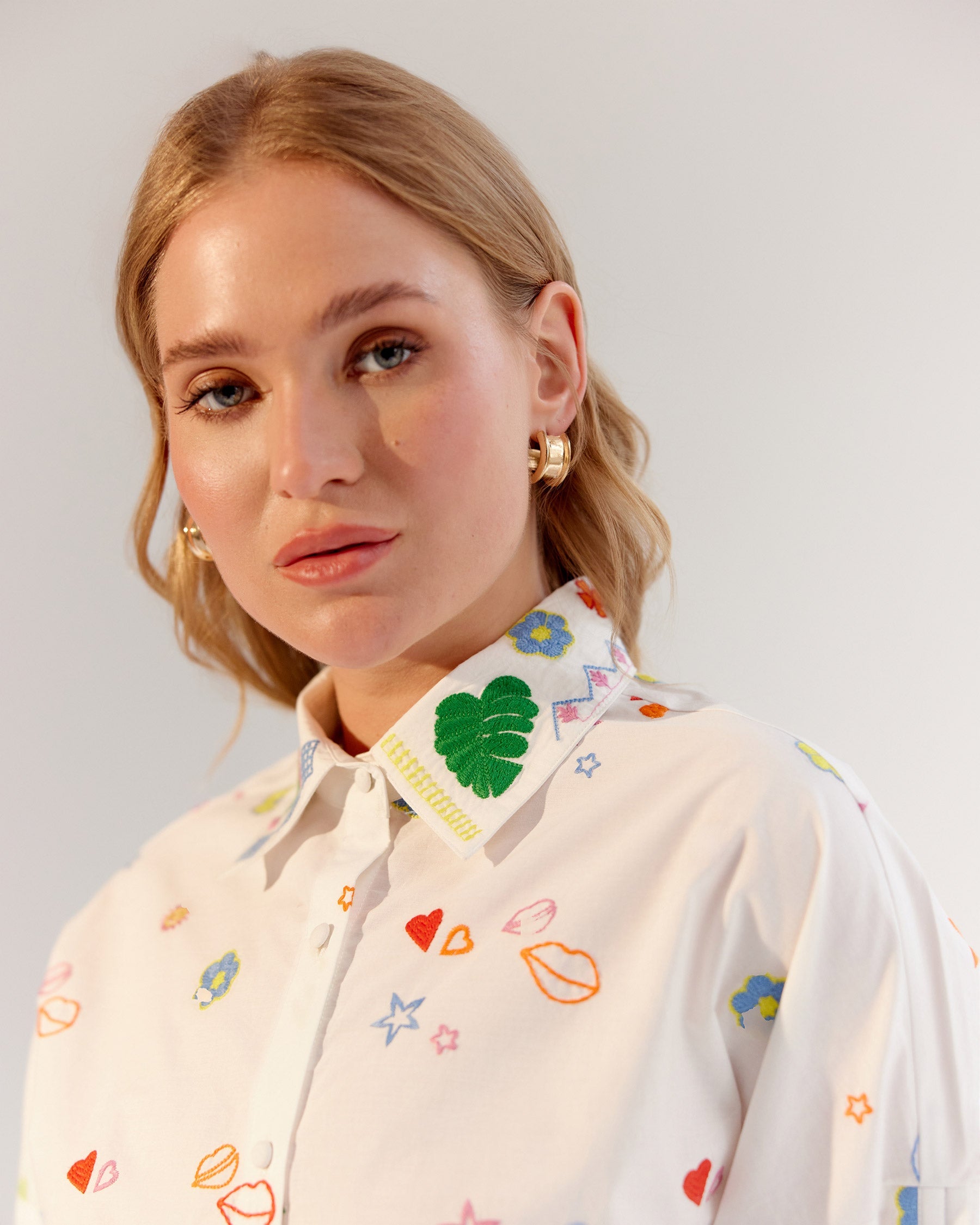 Thais Shirt & Mia Shorts - White