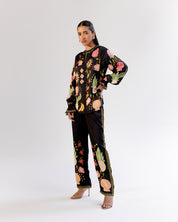 Ilia Set - Seashell (Black)
