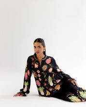 Ilia Set - Seashell (Black)