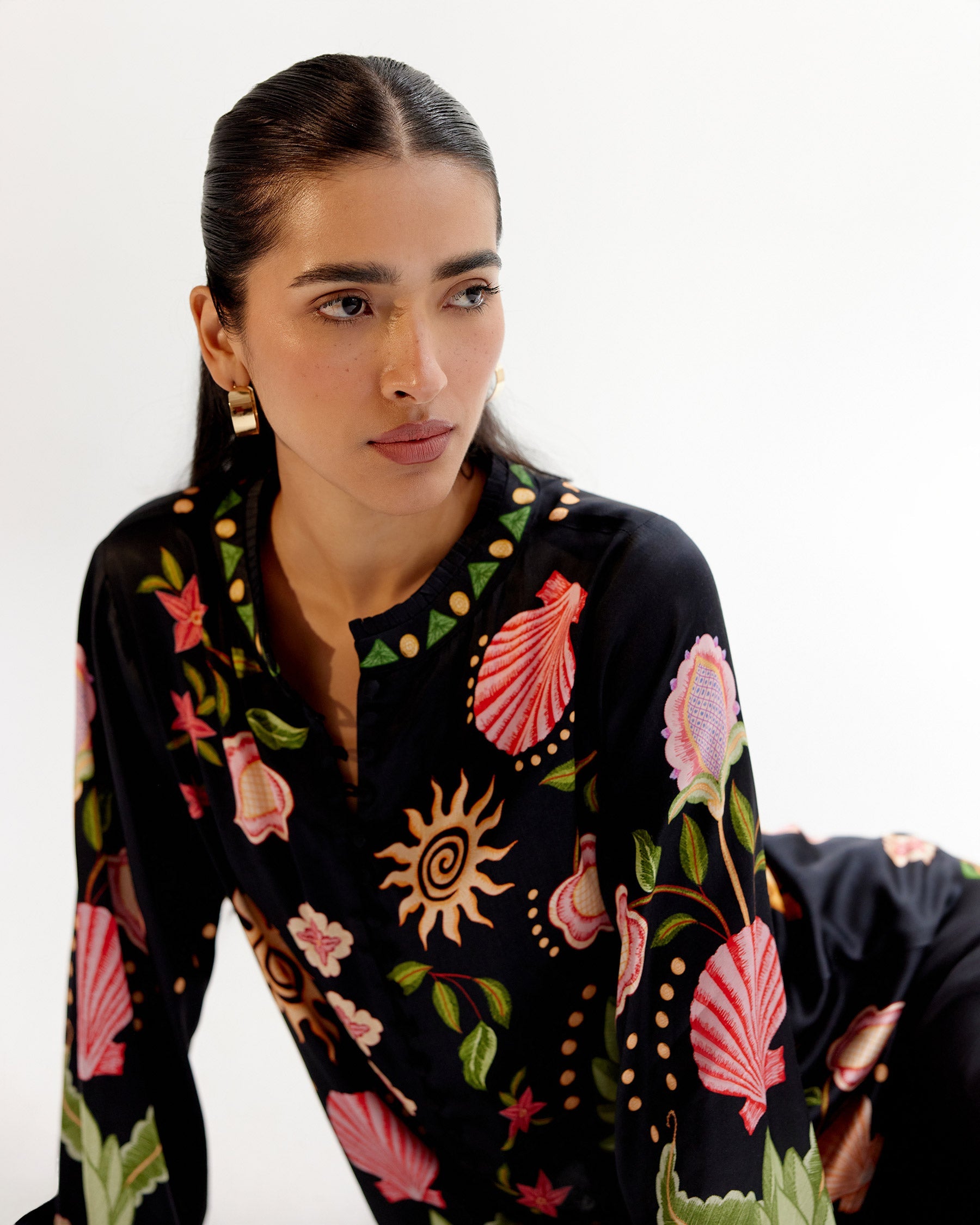 Ilia Set - Seashell (Black)