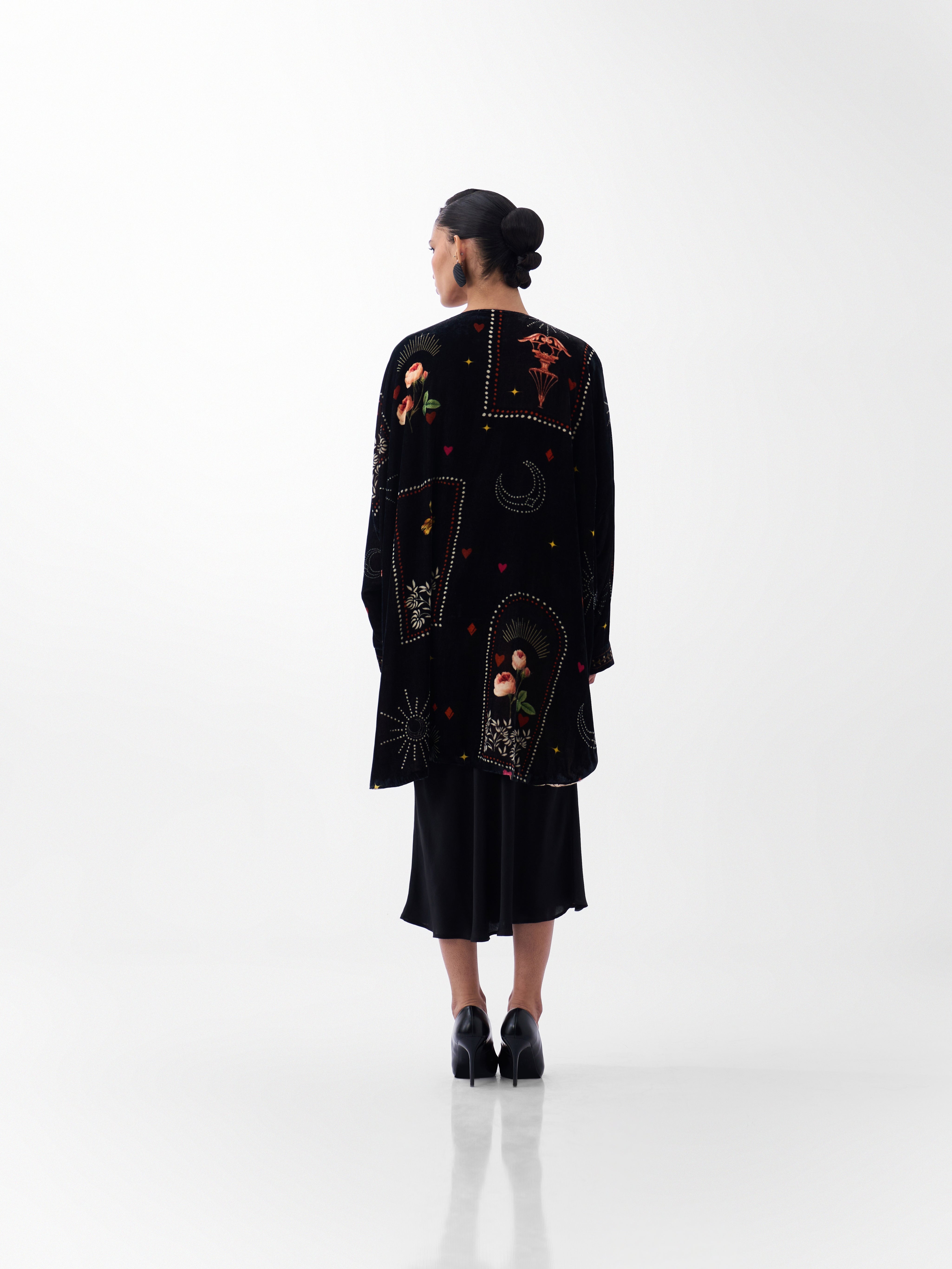 Demi Poncho - Postcards & Petals