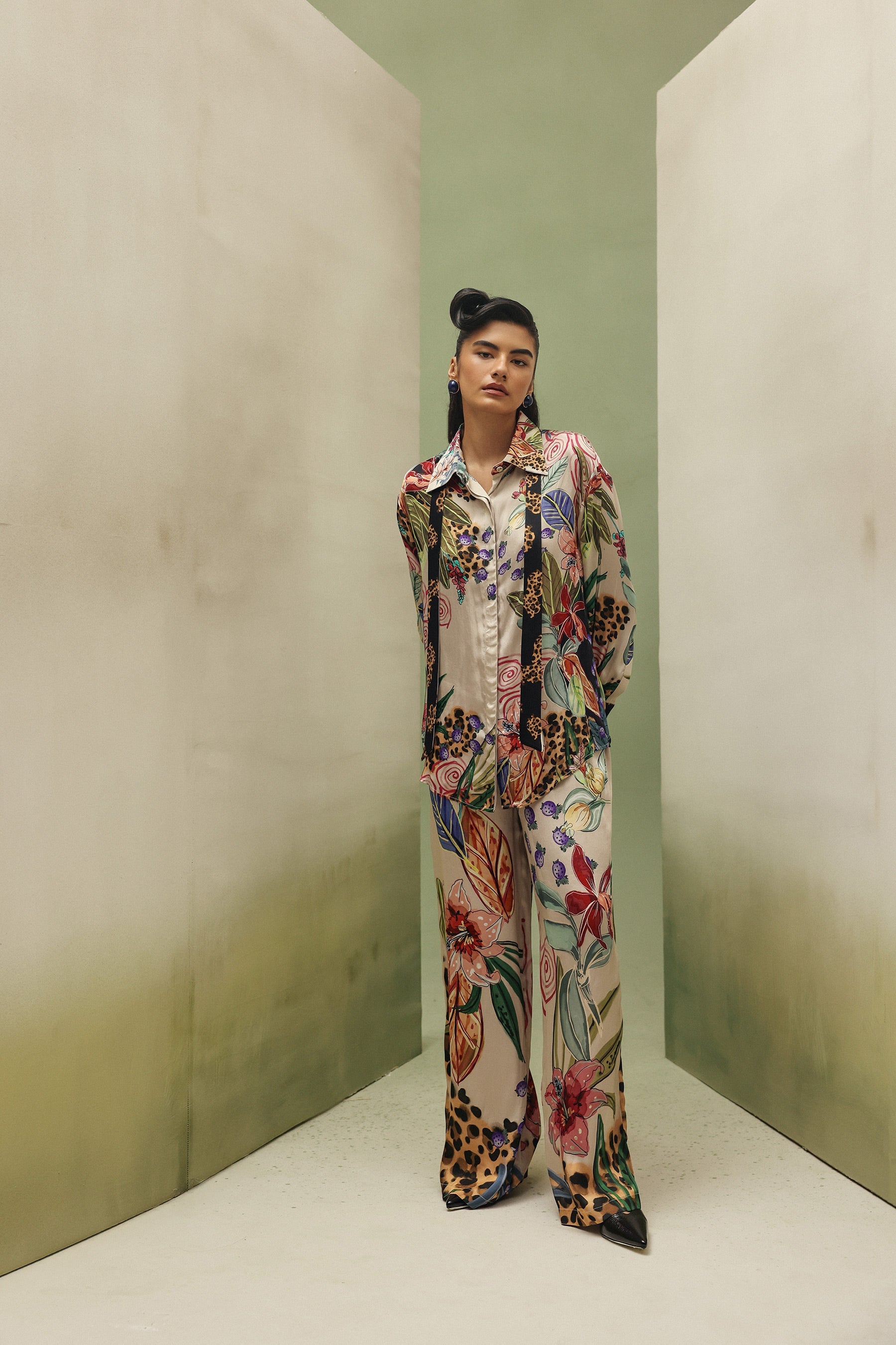 Iris Shirt & Thais Pants - Wildflower