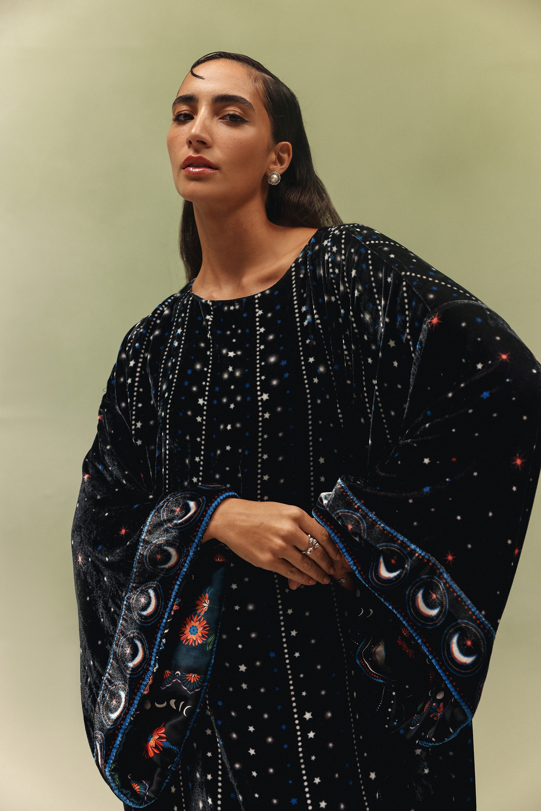 Ila Poncho - Shooting Stars