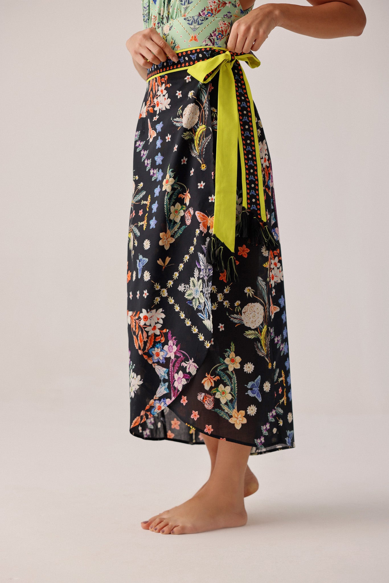 Nua Pareo - Prairee Print Wrap Skirt | NOIB